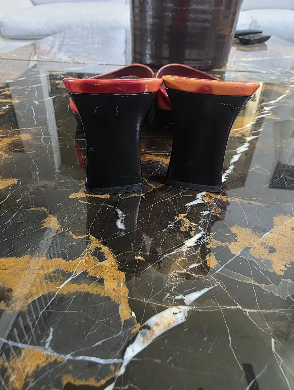 Via Spiga Red and Orange Marbled Women's Mule Sandals 8M Vinyl PVC - Picture 6 of 13